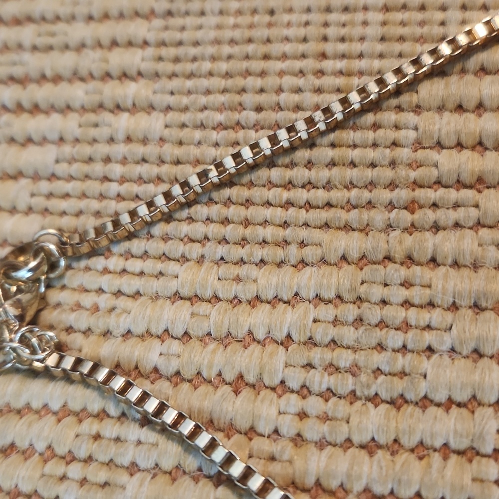 Orange/Red Fun Necklace - Picture 4 of 7
